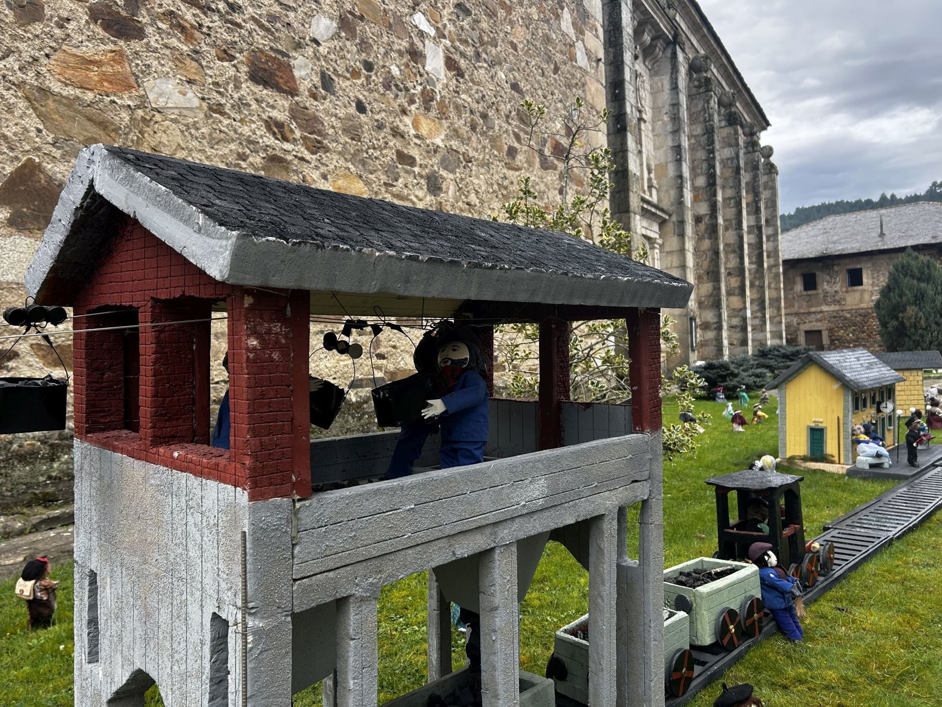 Las mejores imágenes del belén de San Miguel de las Dueñas