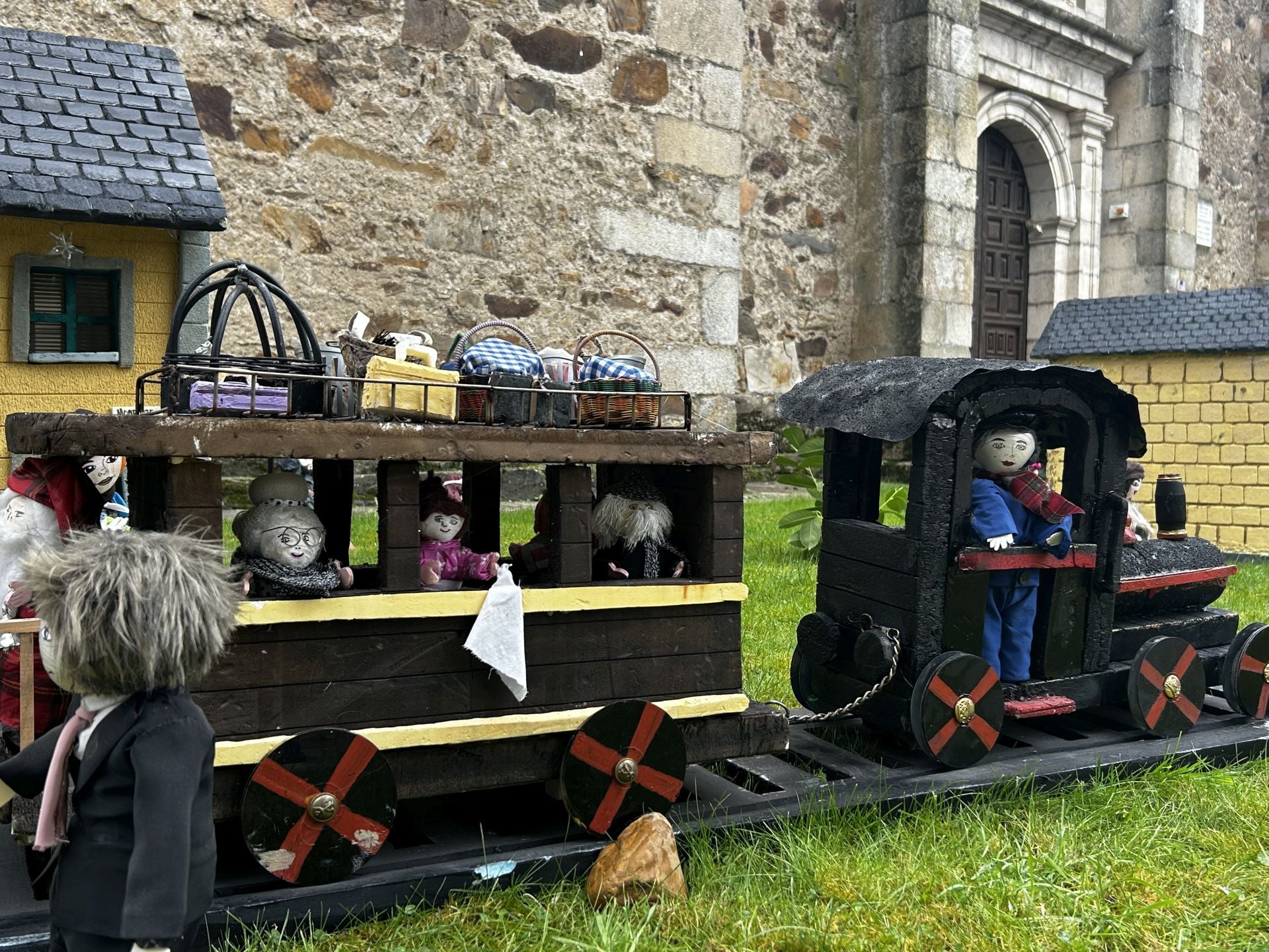 Las mejores imágenes del belén de San Miguel de las Dueñas