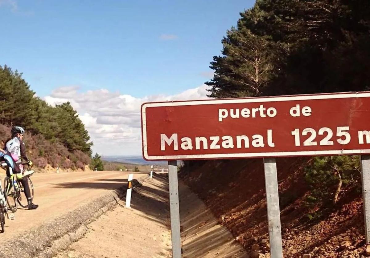 Presupuestan más de 12 millones para rehabilitar el firme de la A-6 en el Manzanal