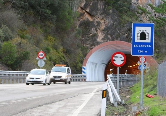 Imagen de la carretera Nacional 120 que comunica Ponferrada con Orense.