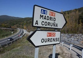 La carretera N-120 es la única vía de conexión en la actualidad entre Ponferrada y Orense.