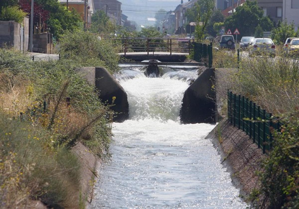 Imagen del Canal Bajo del Bierzo en una imagen de archivo.