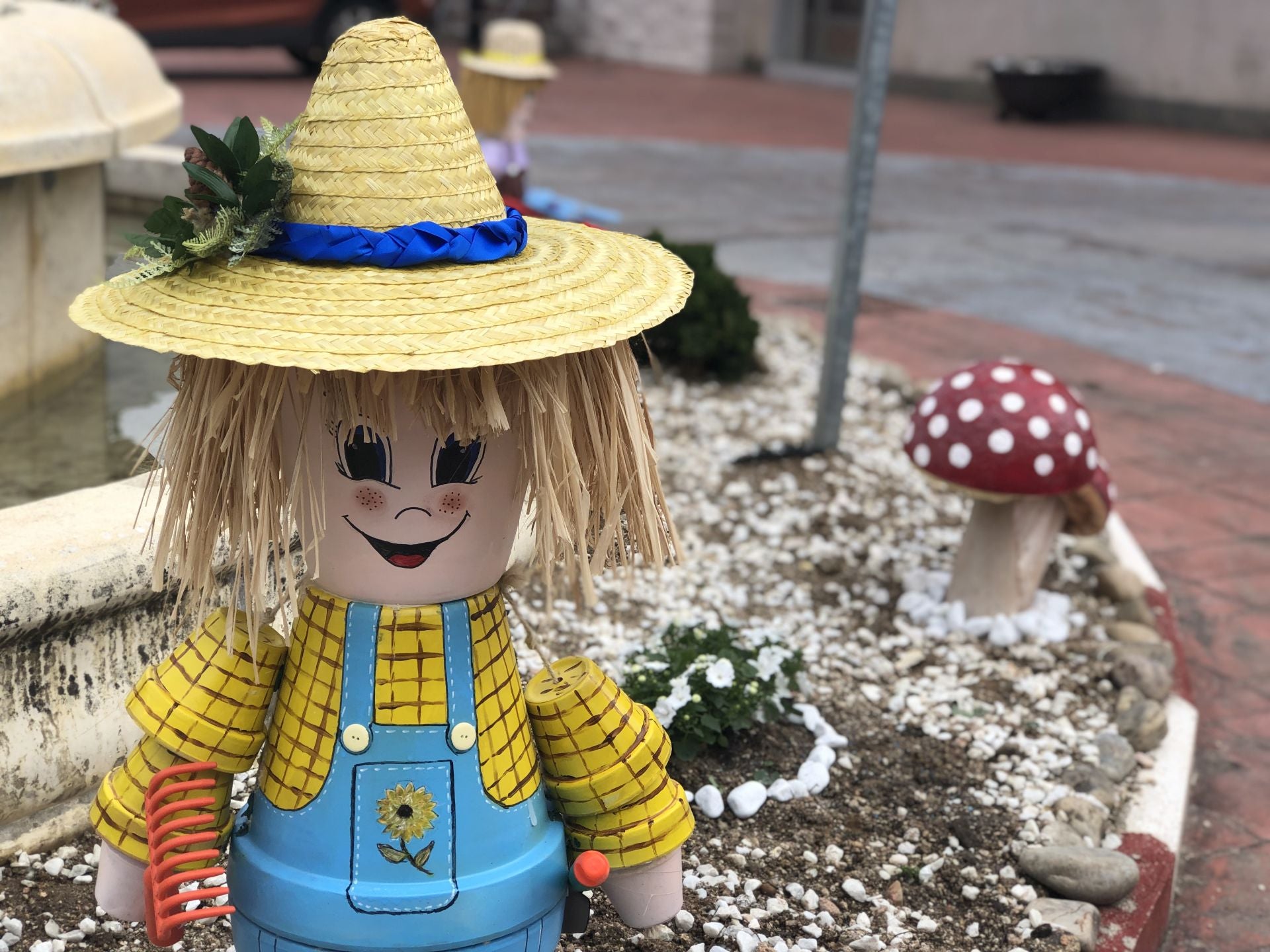 Santo Tomás de las Ollas se engalana para dar la bienvenida a la primavera.