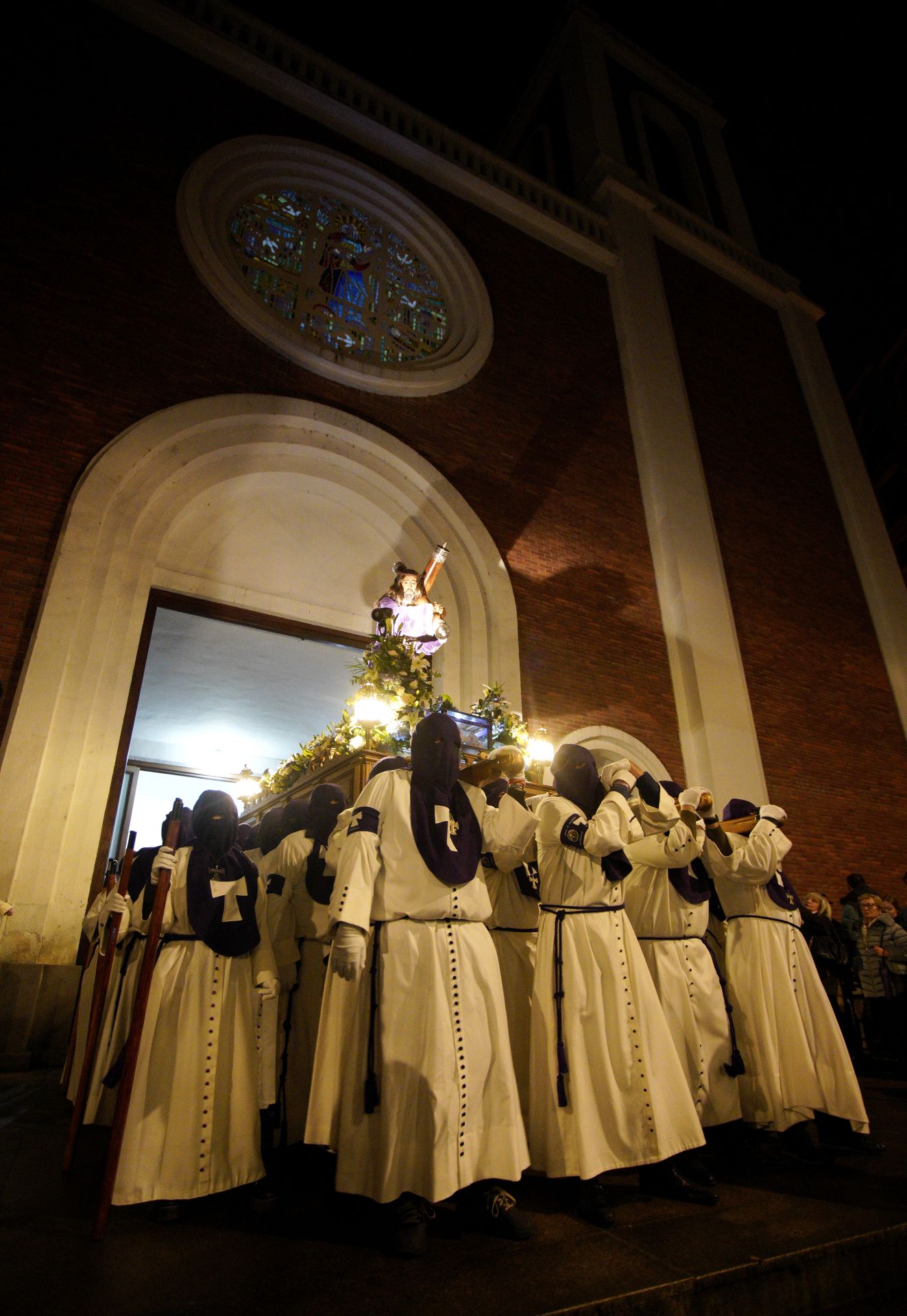 La Procesión del Silencio de Ponferrada, en imágenes