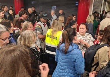 Llegan los trenes atrapados a León: «Hemos vivido una emergencia y la solución es indecente»