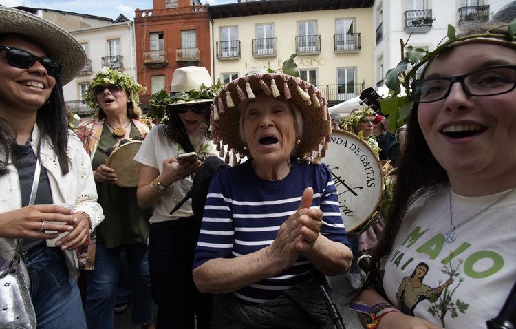 Villafranca del Bierzo celebra la 'Festa dos Maios'