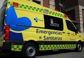 Imagen de archivo de una ambulancia de Sacyl.
