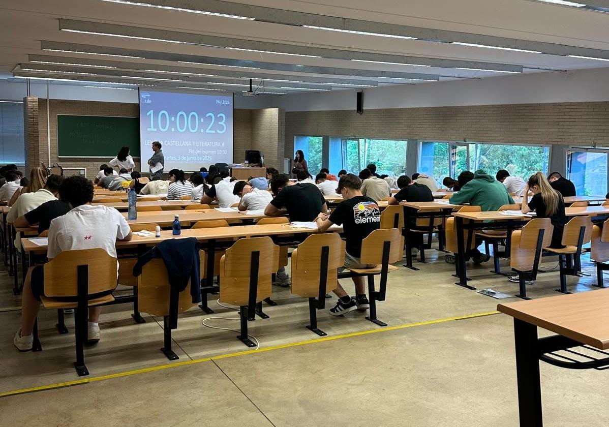 Imagen de la prueba de la PAU en el Campus de Ponferrada.
