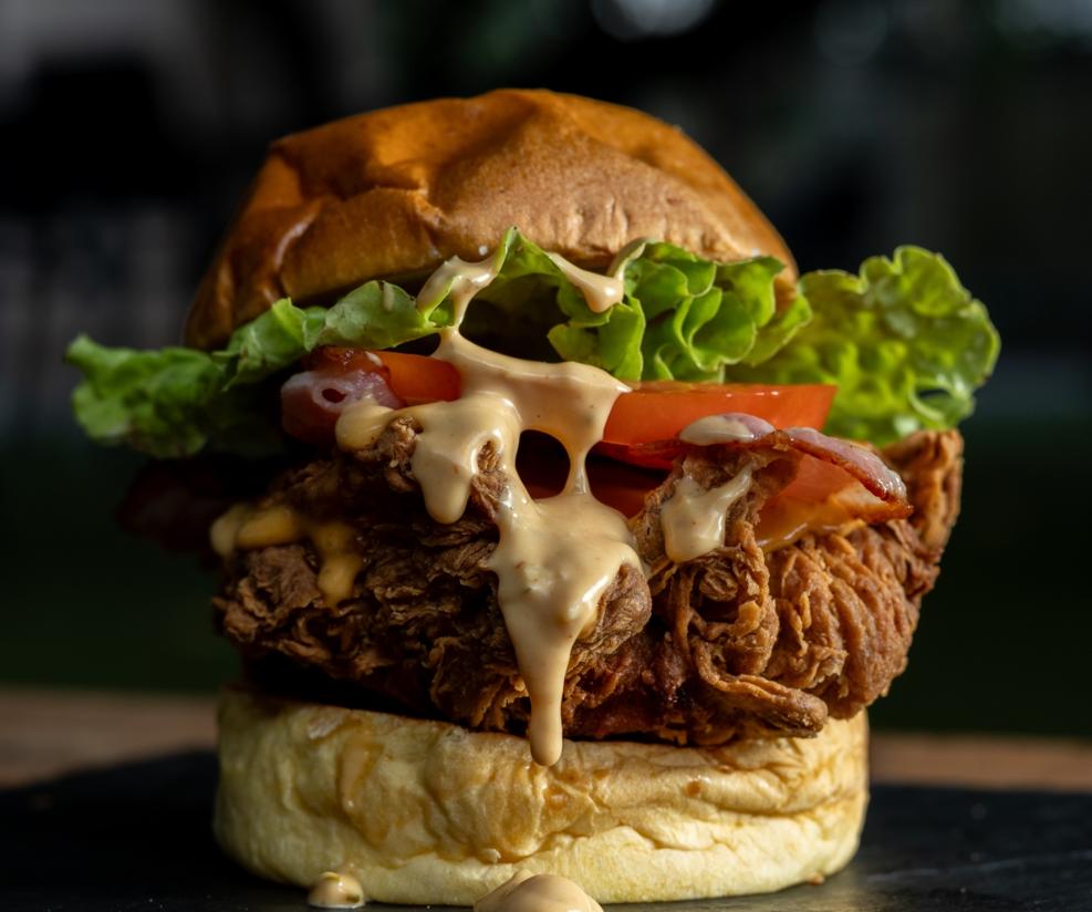 Imagen principal - Crepe & Roll, helados y hamburguesas, sabores únicos en la provincia