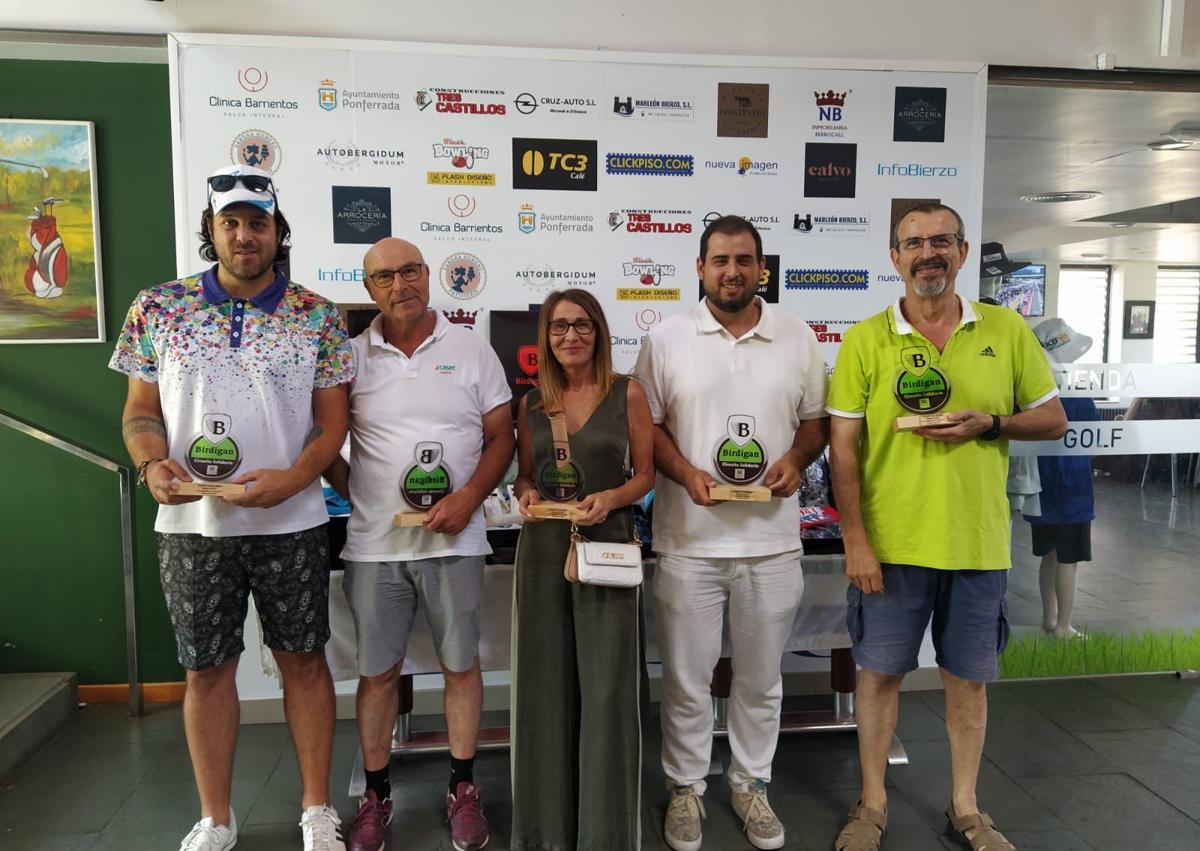 Imagen secundaria 1 - Imagen de la entrega de premios del Circuito Solidario Birdigan FECLEM