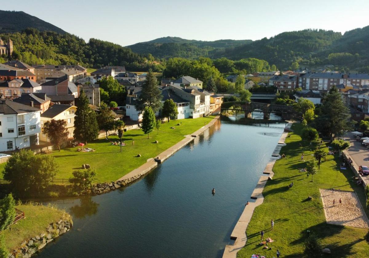 Imagen de la piscina natural más bonita de la provincia de León.