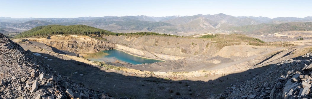 Imagen antes - Evolución de la restauración ambiental de la Gran Corta de Fabero.