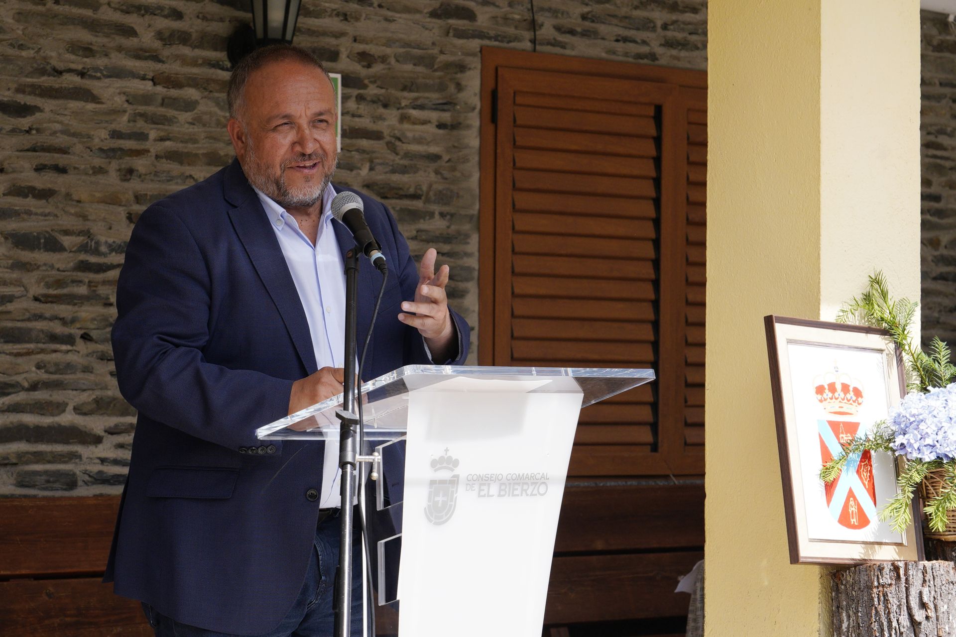 Acto del 25 aniversario del primer izado de la Bandera del Bierzo