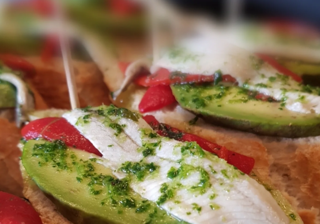 Pincho de boquerón de Malacaña Central de Pintxos
