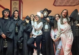 Participantes en la noche del terror de Cacabelos.