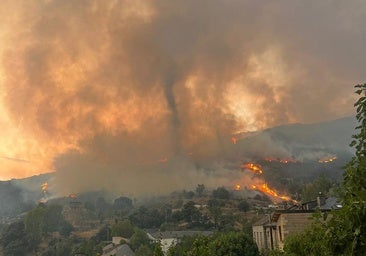 Más de 700 vecinos evacuados en Las Médulas, Orellán y Carucedo: «El incendio ya ha quemado casas y nos tiene rodeados»