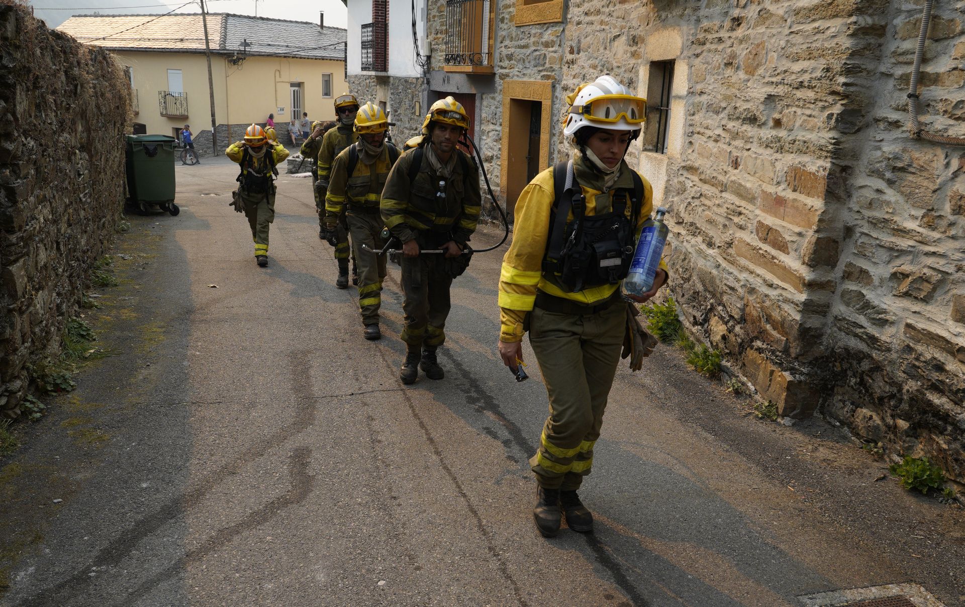 Incendio forestal en Salientes