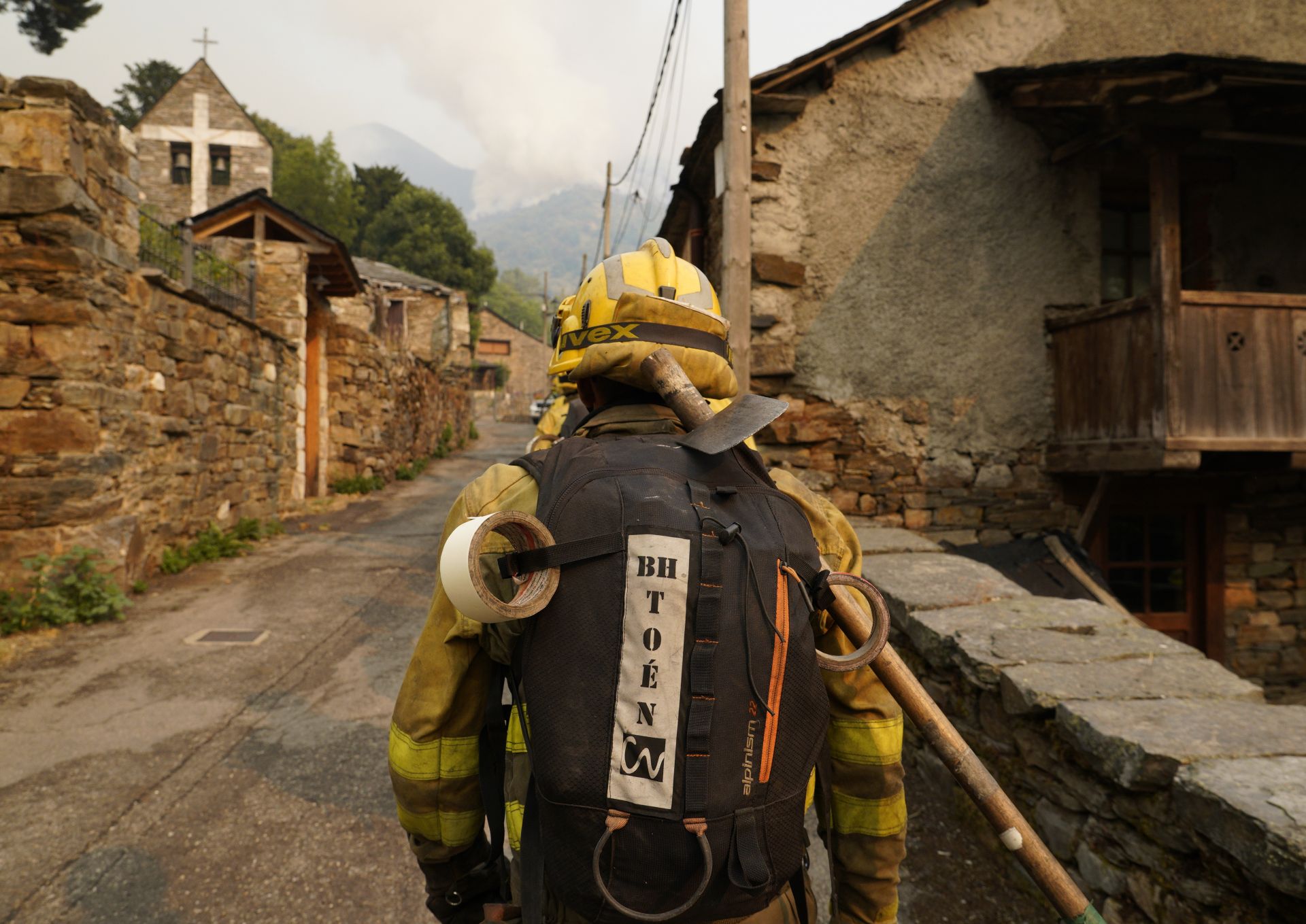 Incendio forestal en Salientes