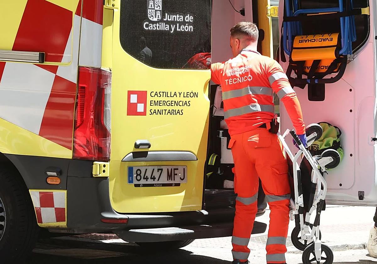 Imagen de archivo de una ambulancia.