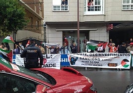 Imagen de la protesta en la salida en O Barco.