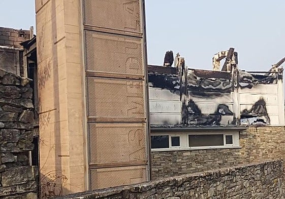 Aula Arqueológica tras el incendio originado en Yeres.