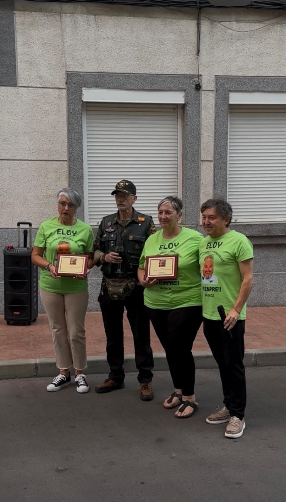 Celebración del reencuentro de los niños que se criaron en la calle Nicomedes Martín Mateos de Ponferrada.