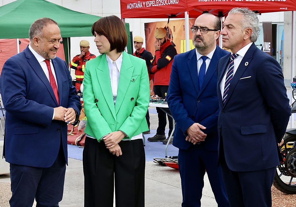 La ministra de Ciencia, Innovación y Universidades, participa en la Convención por un Pacto de Estado frente a la Emergencia Climática que se celebra en Ponferrada, acompañada por el delegado del Gobierno, Nicanor Sen; el presidente de la Diputación, Gerardo Álvarez Courel y el alcalde de Ponferrada, Marco Morala