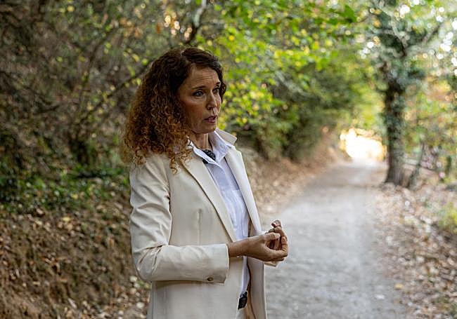 Marian Revuelta, en la Senda de Las Valiñas del paraje berciano Patrimonio de la Humanidad.