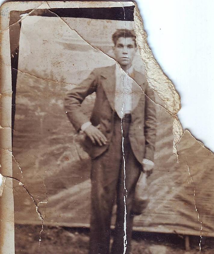 Imagen secundaria 2 - Los restos del berciano Jesús Guerrero, asesinado en 1938, ya descansan en el cementerio de Horta