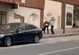 Imagen de la agresión a Olegario Ramón.