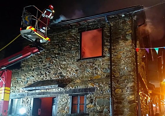 Actuación de los bomberos de Ponferrada.