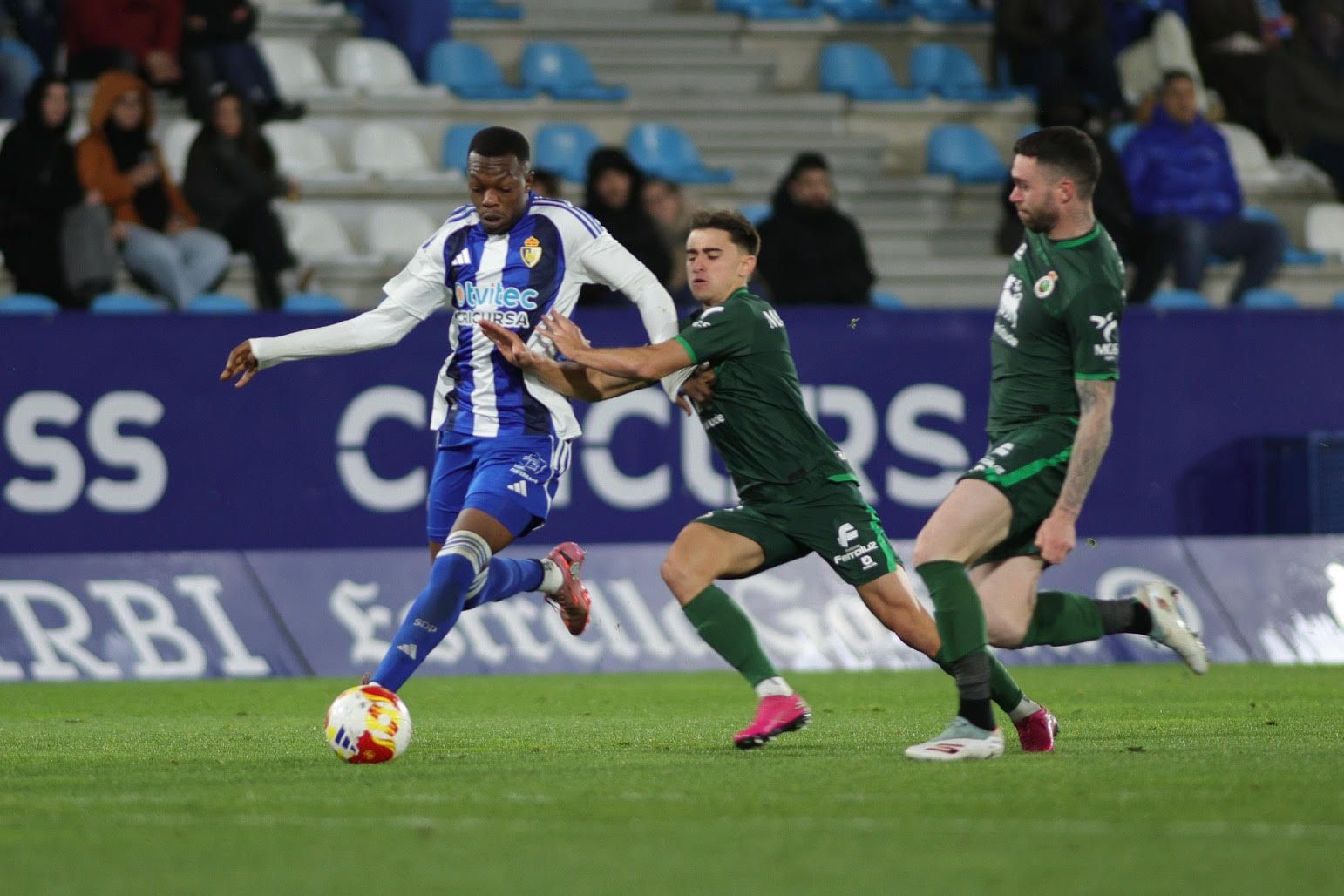 Las imágenes del partido Ponferradina - Racing de Santander