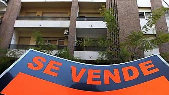 Casas okupadas a la venta en El Bierzo: «Es una compra un poco a ciegas»
