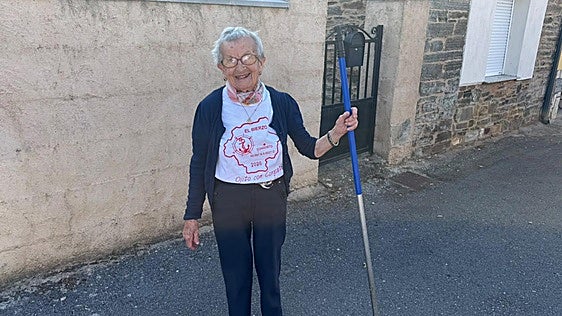 Los vecinos de Congosto preocupados por las llamas: «Cayó una chispa allí y desde entonces toda la noche»