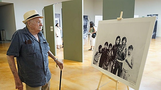 Exposiciones dedicadas a Camarón de la Isla y al mundo del vino abren la nueva edición del festival flamenco 'Bierzo Al Toque'