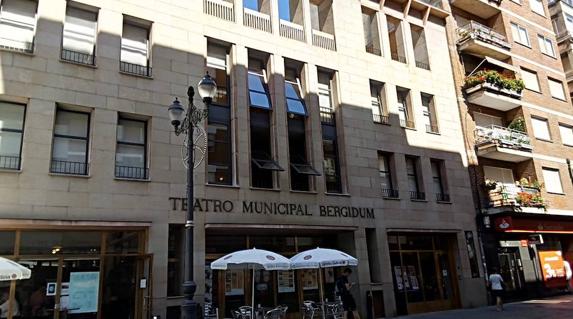 El paseo de la fama de Ponferrada, 'La acera del teatro', se ubicará a la entrada del Bergidum.