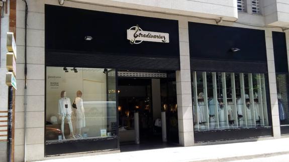 La tienda de Stradivarius de Camino de Santiago cerrará sus puertas en octubre.