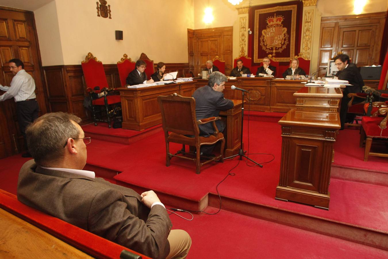 Ángel González, ante el juez por un delito de prevaricación