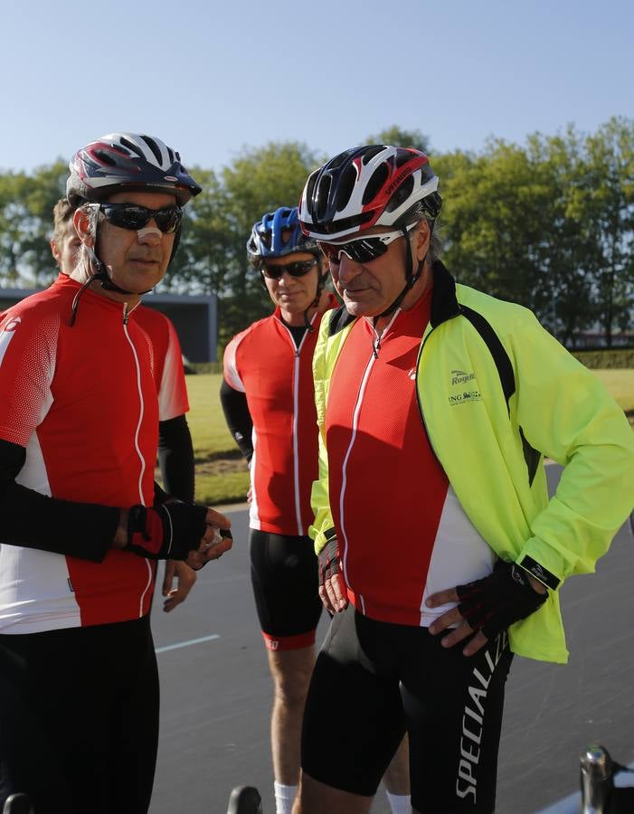 Carlos Sainz se suma al homenaje a Carlos Barredo