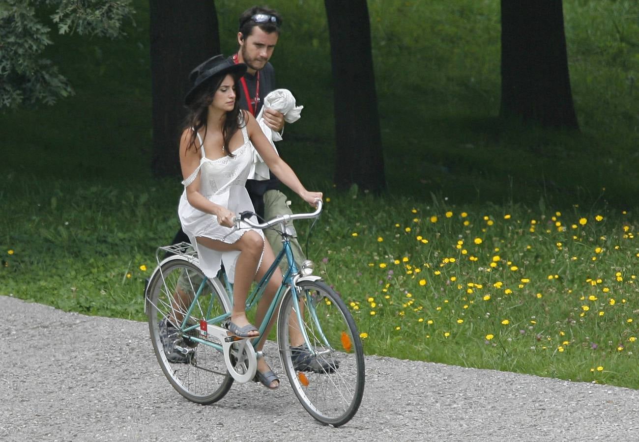 Penélope en el Monte Naranco. La actriz, durante el rodaje de Vicky Cristina Barcelona en Oviedo.