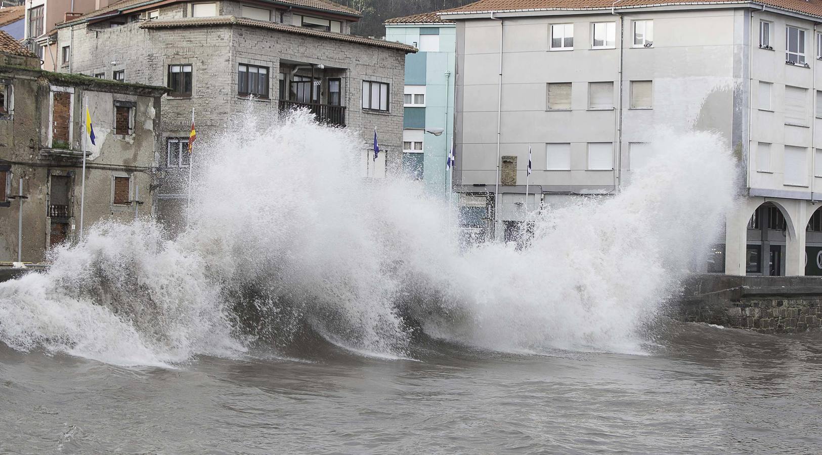 El azote del temporal en Asturias