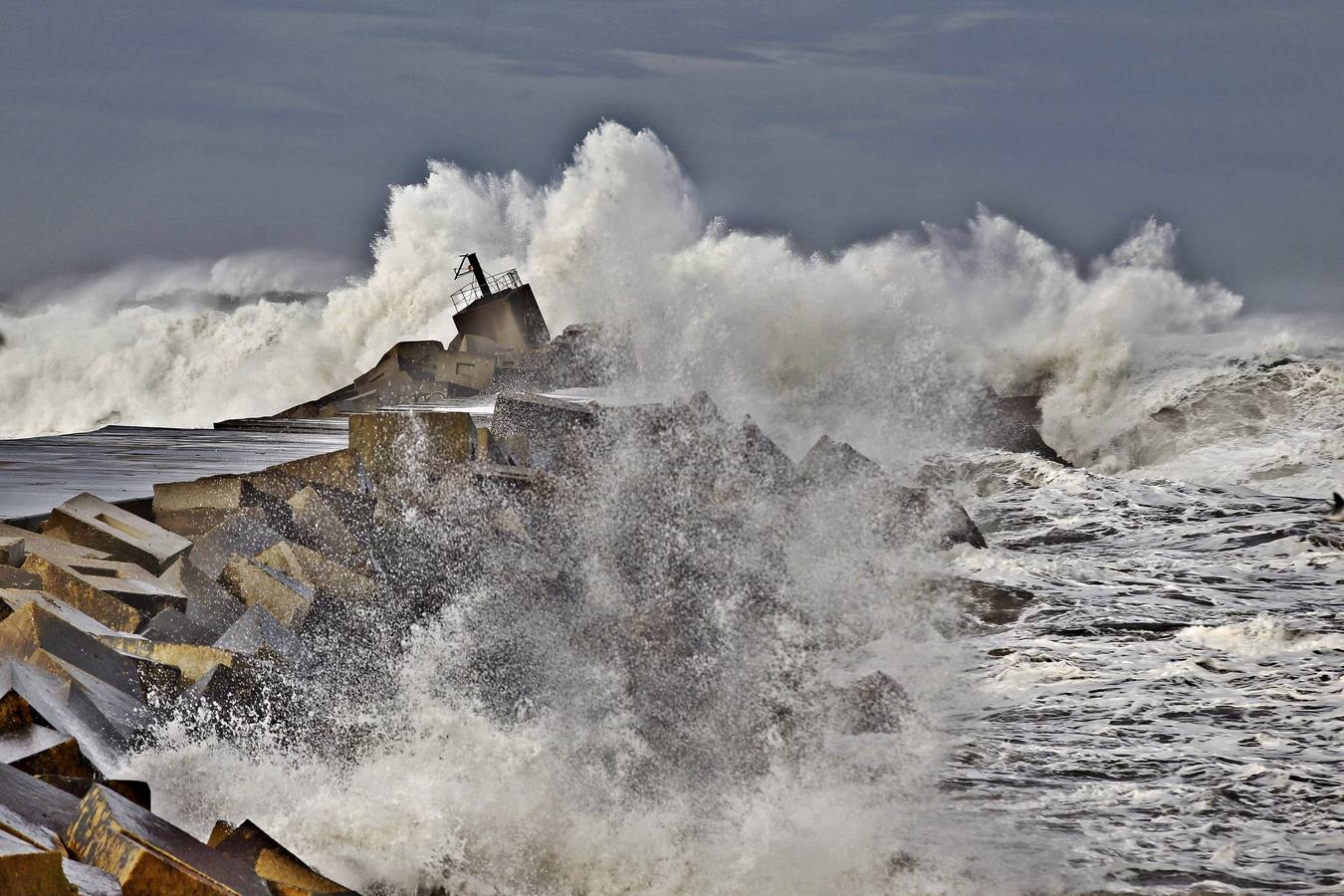 El azote del temporal en Asturias