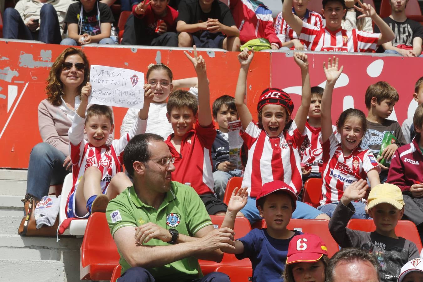 Sporting 1-0 Barcelona B (Galería I)