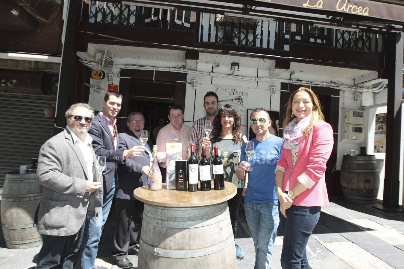 Inauguración del Famous Wine, en La Arcea. 