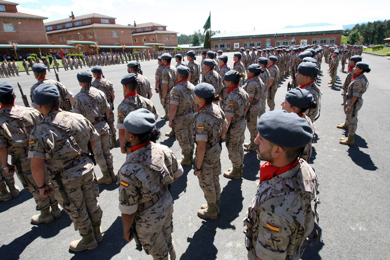 Parada militar en Cabo Noval