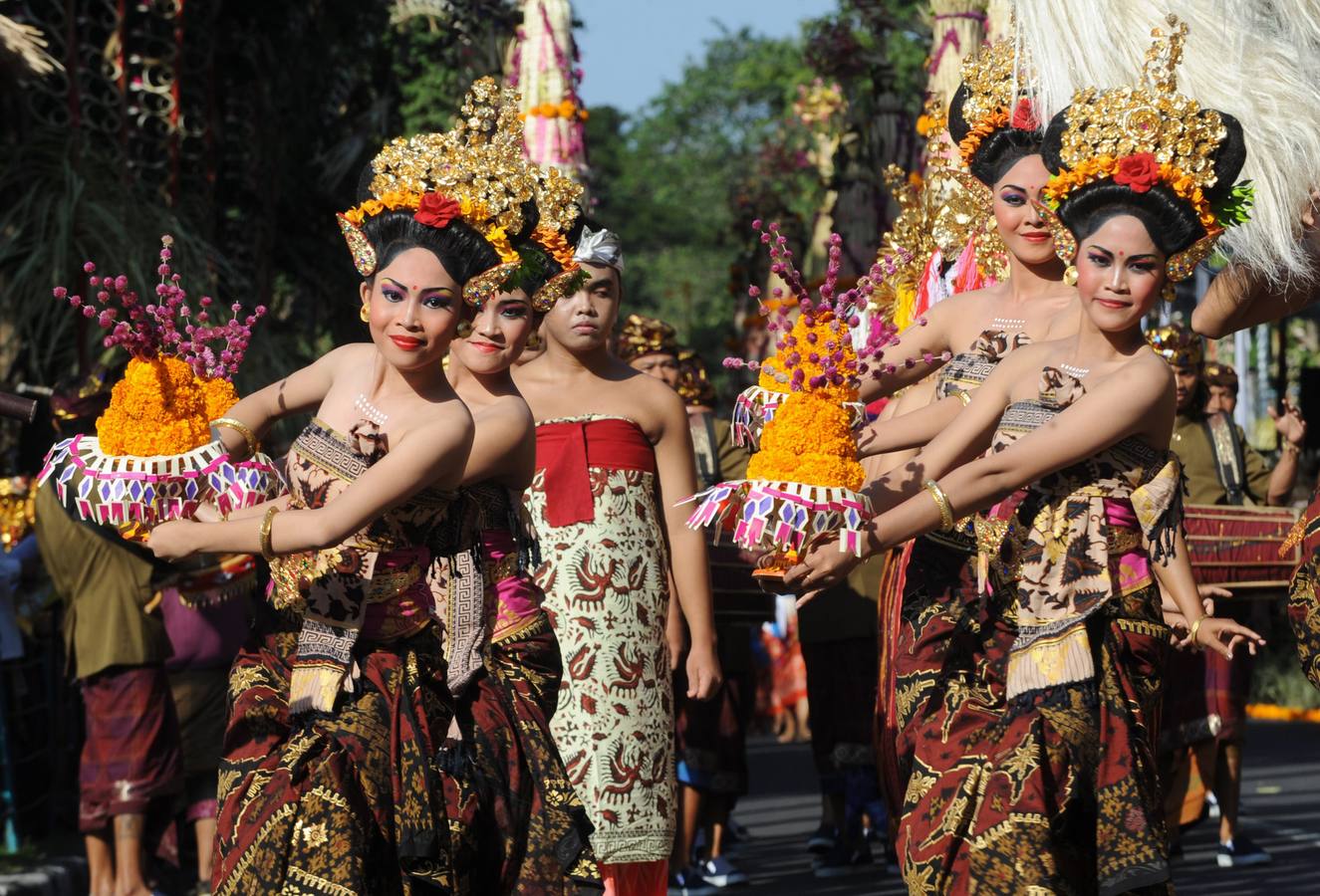 Baile tradicional cn Bali.