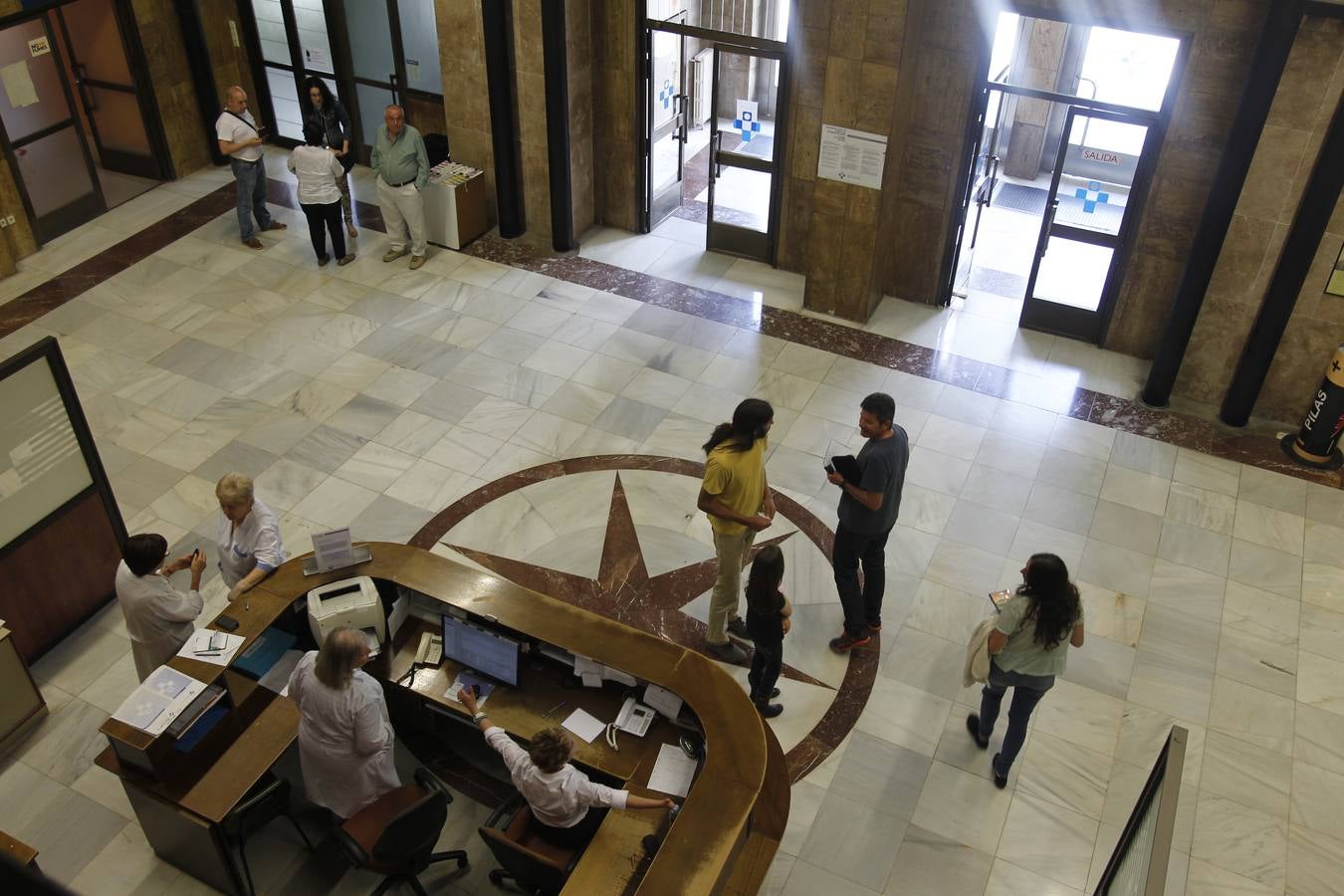 Un recorrido por el viejo HUCA vacío