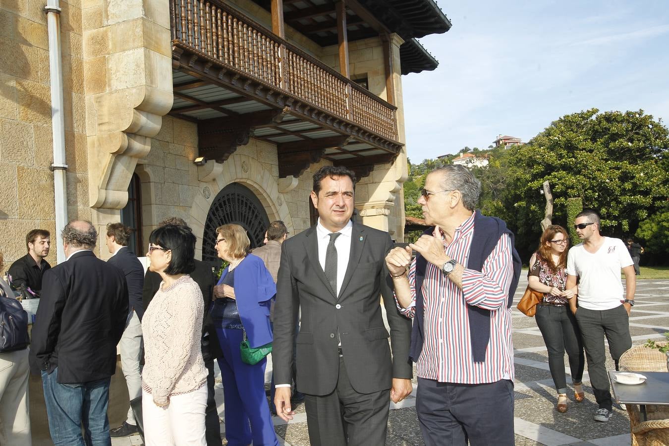 Nacho y Esther Manzano reabren La Riega