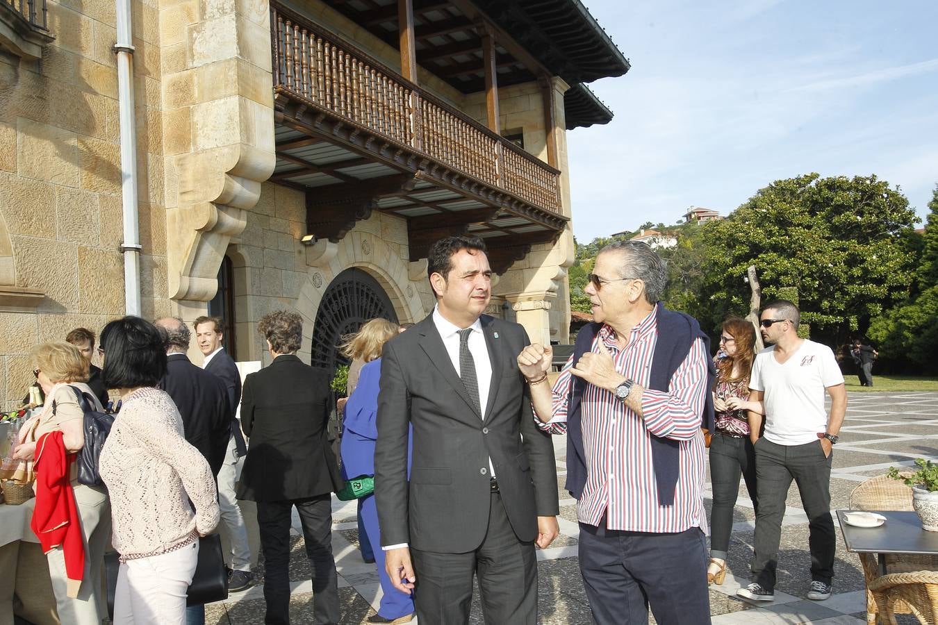 Nacho y Esther Manzano reabren La Riega