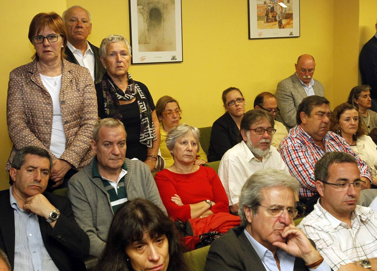 Multitudinaria despedida a Manuel Fernández &#039;Lito&#039;